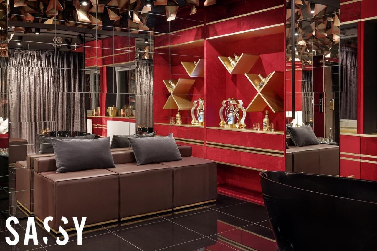 Sassy Suites Lägenhet *